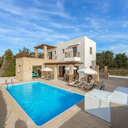 Villa Helena Coral Bay